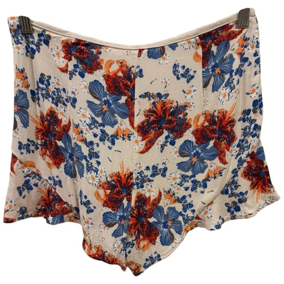 Free People Fiona Floral Printed Flutter Flowy
Summer Ruffle Shorts Sz 8 - Picture 3 of 10